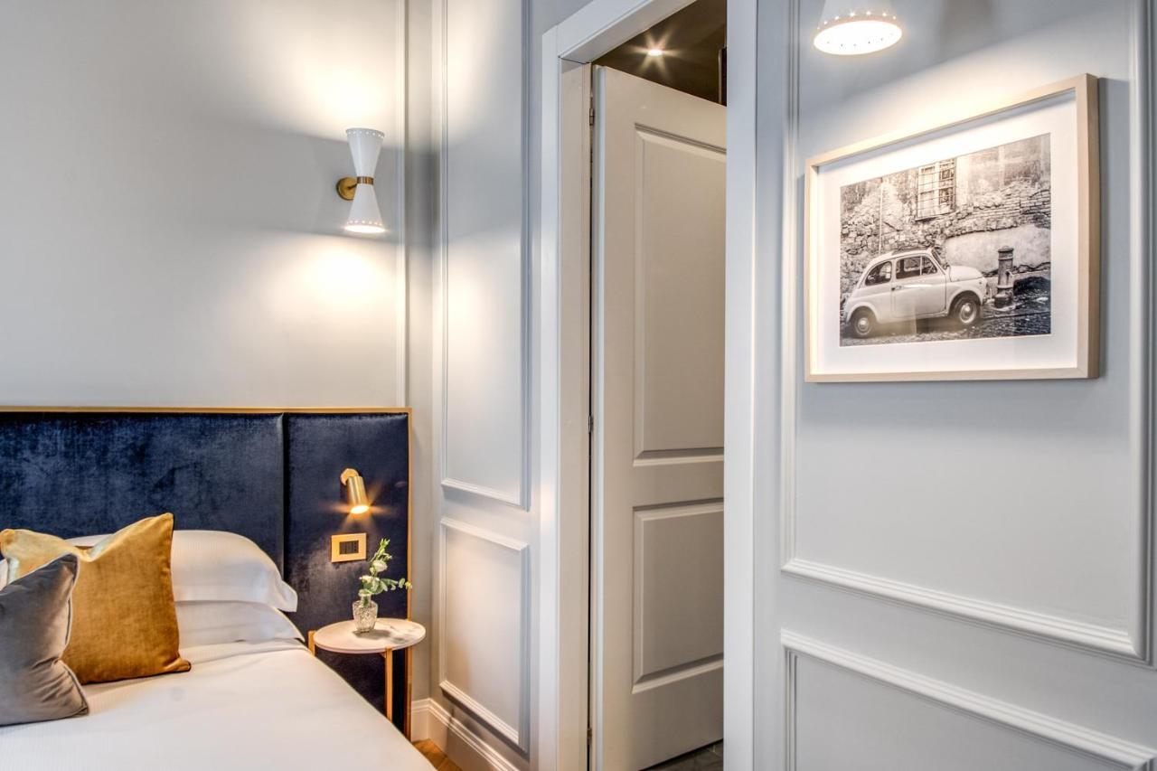 Tree Charme Augusto Luxury Suites โรม ภายนอก รูปภาพ