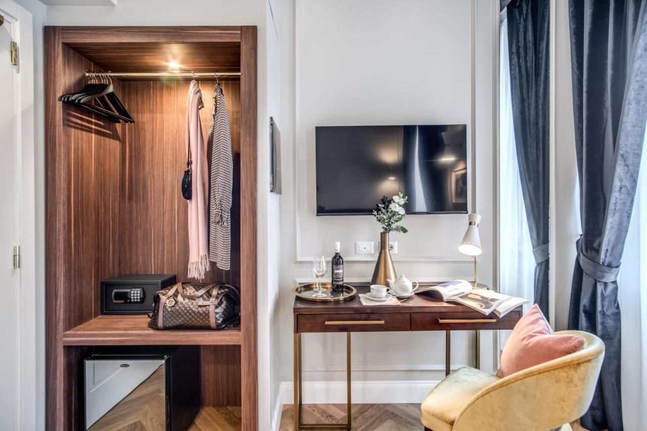 Tree Charme Augusto Luxury Suites โรม ภายนอก รูปภาพ